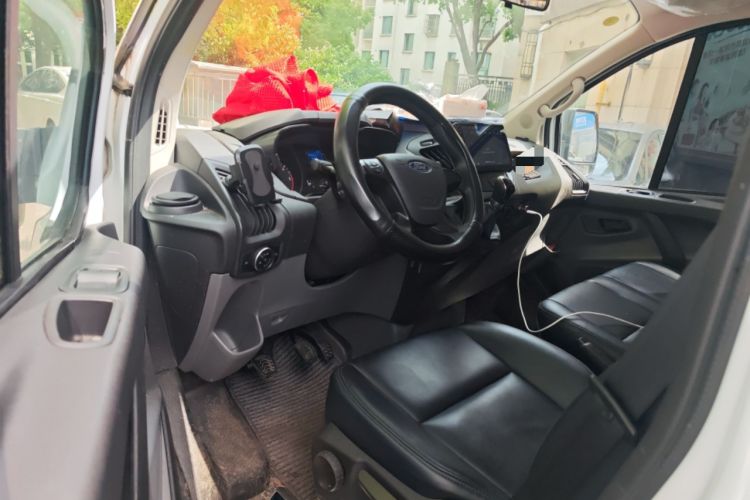 Used Ford Transit 2019 2.0T Diesel Multi-Purpose Commercial Vehicle Mid-Drive Mid-Roof 6-Seater China VI Standard Driver Seat