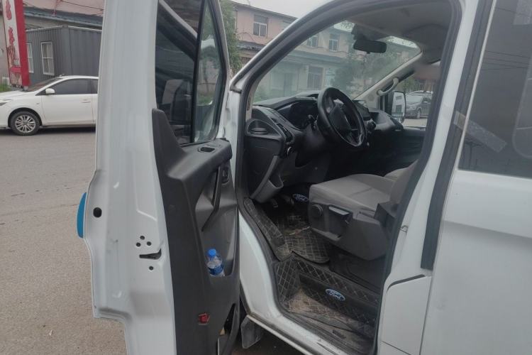 Used Ford Transit 2019 2.0T Diesel Multi-Purpose Commercial Vehicle Short Wheelbase Low Roof 6-Seater China VI Standard Driver Seat