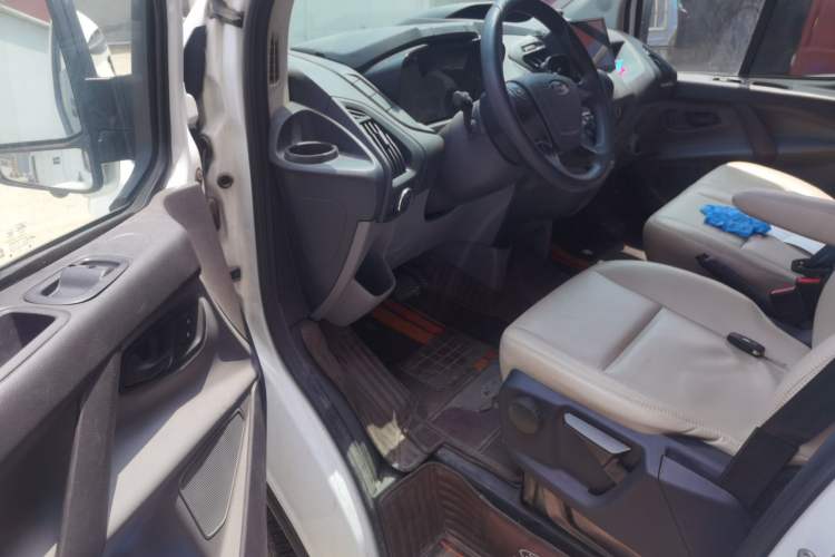Used Ford Transit 2019 2.0T Gasoline Automatic Multi-Function Commercial Vehicle Mid-Roof 6-Seater China VI Standard Driver Seat