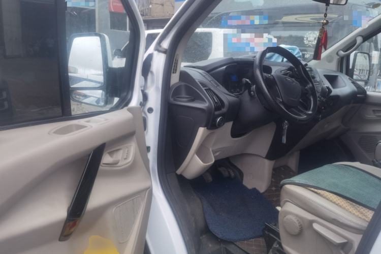 Used Ford Transit 2019 2.0T Diesel Commercial & Travel Short Wheelbase Low-Roof 7-Seater China VI Standard Driver Seat