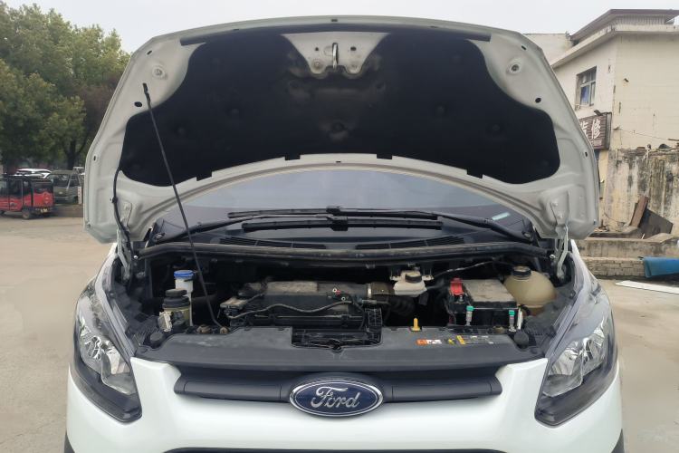 Used Ford Transit 2019 2.0T Diesel Multi-Purpose Commercial Vehicle Short Wheelbase Low Roof 6-Seater China VI Standard Engine Bay