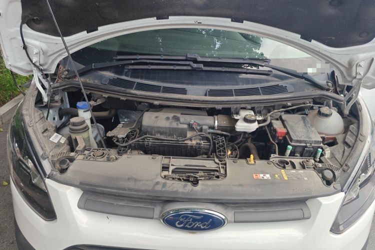 Used Ford Transit 2019 2.0T Diesel Multi-Purpose Commercial Vehicle Mid-Drive Mid-Roof 6-Seater China VI Standard Engine Bay