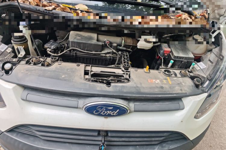 Used Ford Transit 2019 2.0T Diesel Multi-Purpose Commercial Vehicle Mid-Drive Mid-Roof 6-Seater China VI Standard Engine Bay