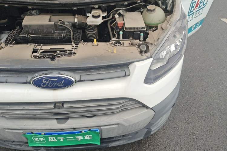 Used Ford Transit 2019 2.0T Gasoline Multi-Purpose Commercial Vehicle Mid-Drive Mid-Roof 6-Seater China VI Standard Engine Bay Left