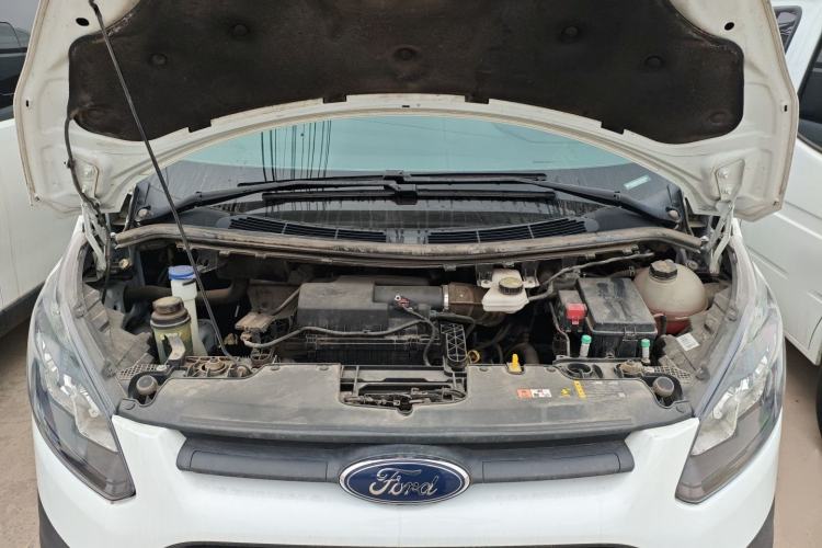 Used Ford Transit 2019 2.0T Diesel Multi-Purpose Commercial Vehicle Mid-Drive Mid-Roof 6-Seater China VI Standard Engine Bay