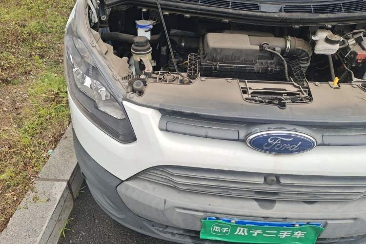 Used Ford Transit 2019 2.0T Gasoline Multi-Purpose Commercial Vehicle Mid-Drive Mid-Roof 6-Seater China VI Standard Engine Bay Right