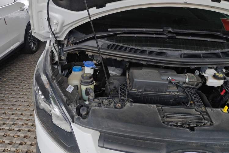 Used Ford Transit  Engine Bay Right