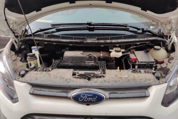 Used Ford Transit 2019 2.0T Gasoline Automatic Multi-Function Commercial Vehicle Short Wheelbase Low Roof 6-Seater China VI Standard Engine Bay