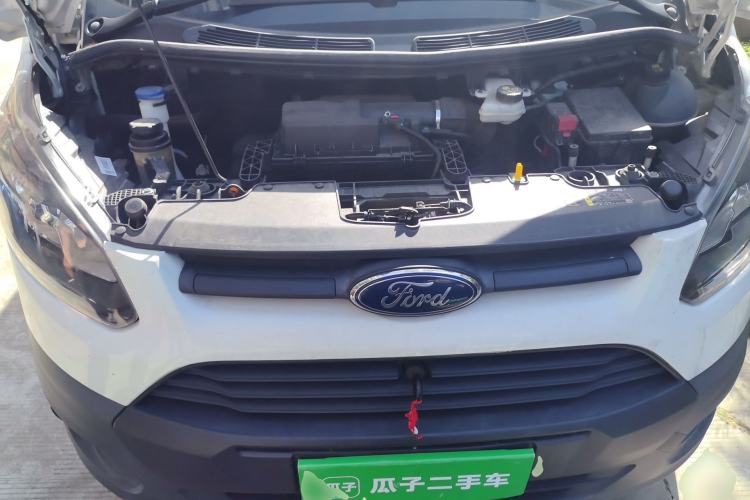 Used Ford Transit  Engine Bay
