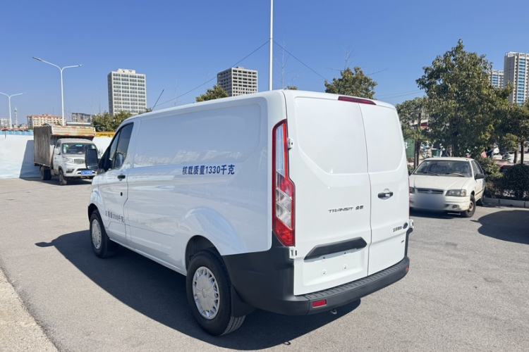 Used Ford Transit 2019 2.0T Diesel Van Short Wheelbase Low Roof 3-Seater China VI Standard Exterior 1