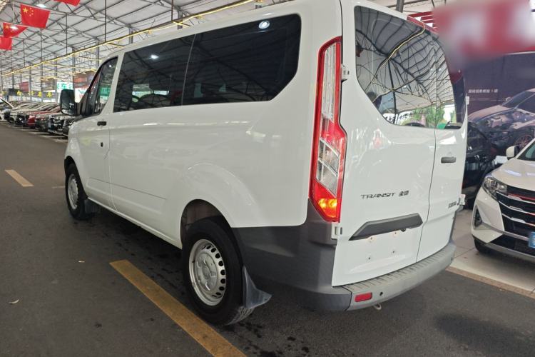 Used Ford Transit 2019 2.0T Diesel Multi-Purpose Commercial Vehicle Short Wheelbase Low Roof 6-Seater China VI Standard Exterior 2