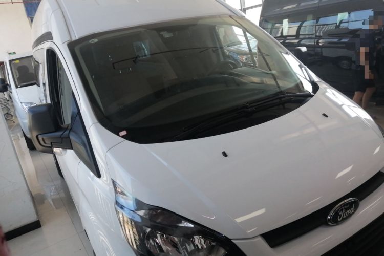 Used Ford Transit 2019 2.0T Gasoline Automatic Multi-Function Commercial Vehicle Mid-Roof 6-Seater China VI Standard Exterior 2