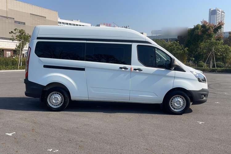 Used Ford Transit 2019 2.0T Gasoline Automatic Multi-Function Commercial Vehicle Mid-Roof 6-Seater China VI Standard Exterior 2
