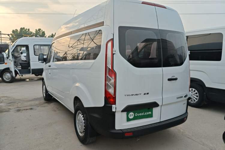 Used Ford Transit 2019 2.0T Diesel Multi-Purpose Commercial Vehicle Mid-Drive Mid-Roof 6-Seater China VI Standard Exterior 2