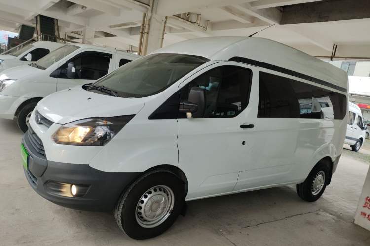 Used Ford Transit 2019 2.0T Diesel Multi-Purpose Commercial Vehicle Mid-Drive Mid-Roof 6-Seater China VI Standard Exterior 3