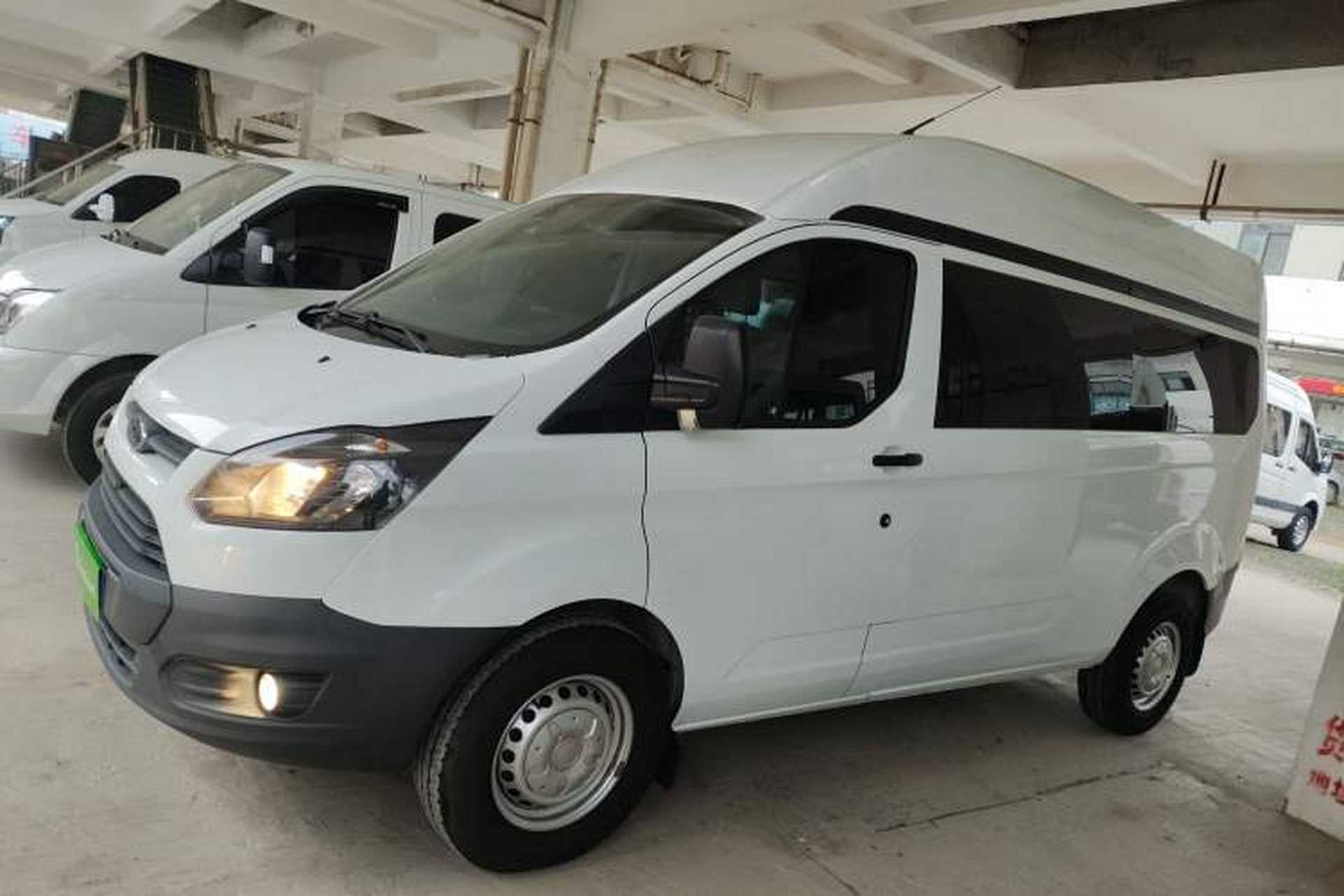Used Ford Transit 2019 2.0T Diesel Multi-Purpose Commercial Vehicle Mid-Drive Mid-Roof 6-Seater China VI Standard Exterior 3