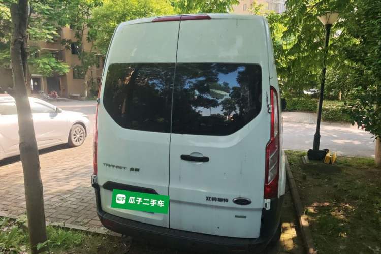 Used Ford Transit 2019 2.0T Gasoline Automatic Multi-Function Commercial Vehicle Mid-Roof 6-Seater China VI Standard Exterior 4