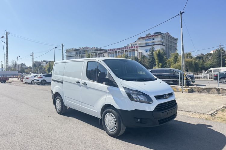 Used Ford Transit 2019 2.0T Diesel Van Short Wheelbase Low Roof 3-Seater China VI Standard Exterior 5