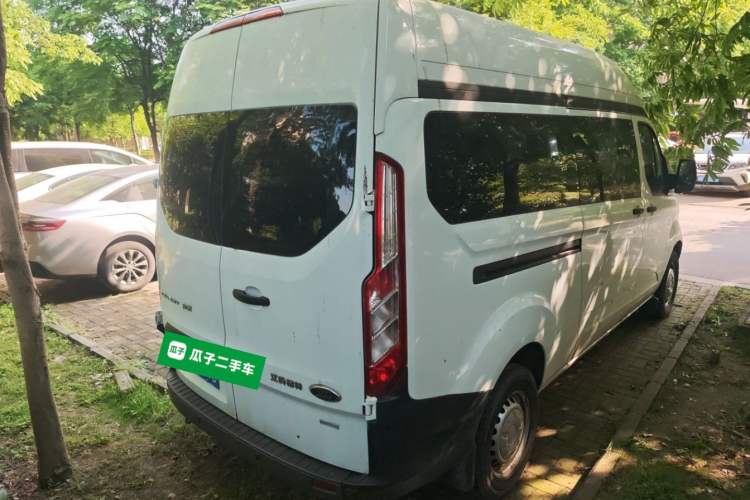 Used Ford Transit 2019 2.0T Gasoline Automatic Multi-Function Commercial Vehicle Mid-Roof 6-Seater China VI Standard Exterior 5