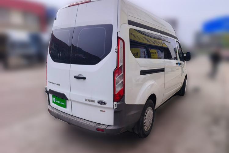 Used Ford Transit 2019 2.0T Diesel Multi-Purpose Commercial Vehicle Mid-Drive Mid-Roof 6-Seater China VI Standard Exterior 5
