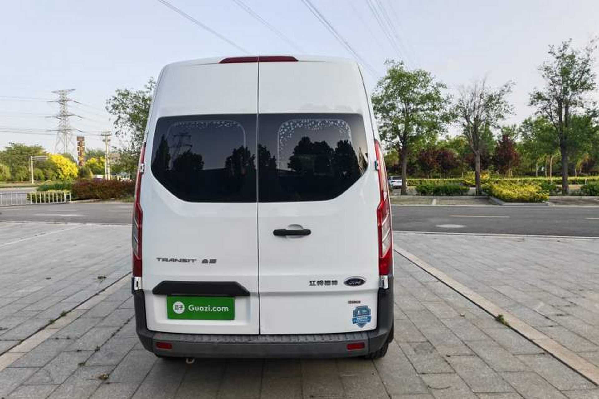 Used Ford Transit 2019 2.0T Diesel Multi-Purpose Commercial Vehicle Mid-Drive Mid-Roof 6-Seater China VI Standard Exterior 6
