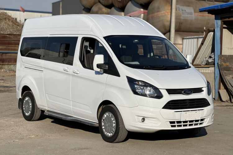Used Ford Transit 2019 2.0T Gasoline Automatic Business & Travel Version Mid-Drive Mid-Roof 9-Seater China VI Standard Exterior 6