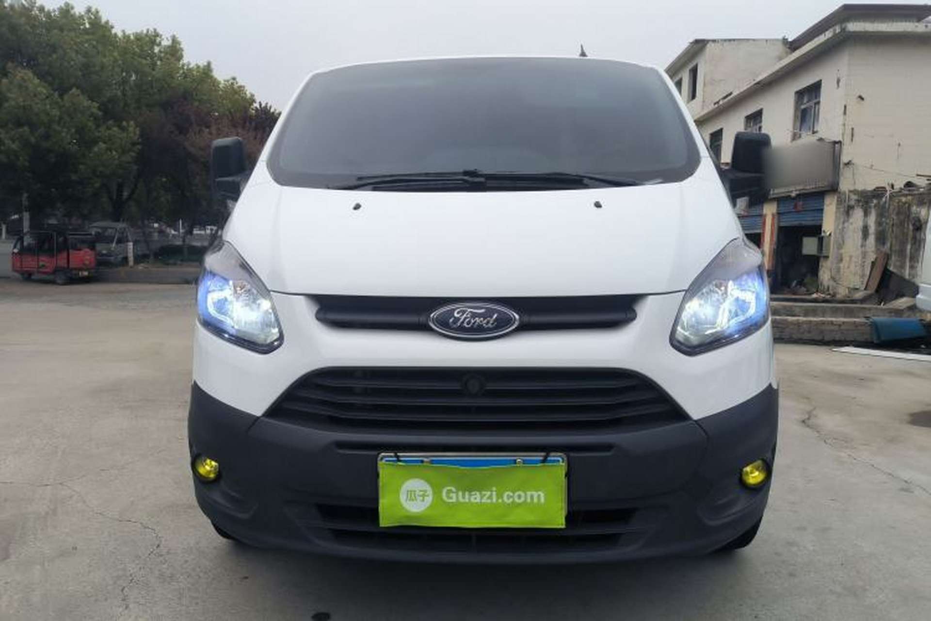 Used Ford Transit 2019 2.0T Diesel Multi-Purpose Commercial Vehicle Short Wheelbase Low Roof 6-Seater China VI Standard Front