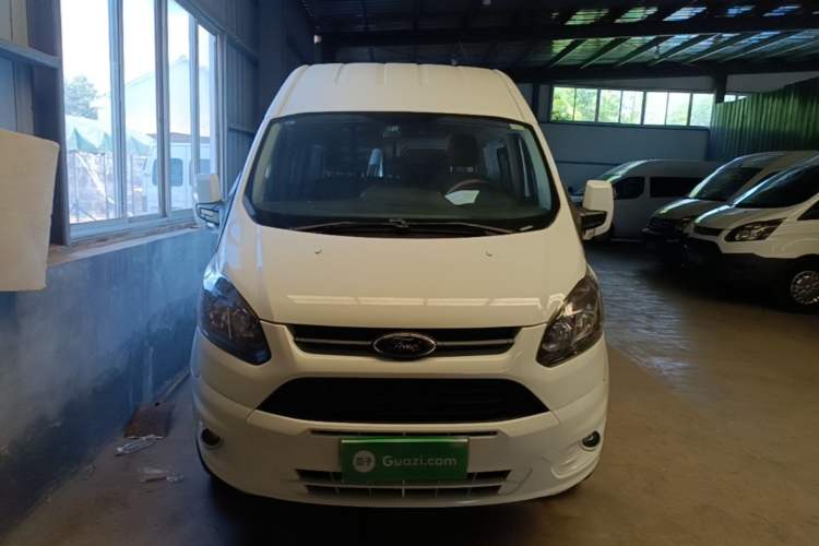 Used Ford Transit 2019 2.0T Diesel Commercial & Travel Mid-axle Mid-roof 9-Seater China VI Front
