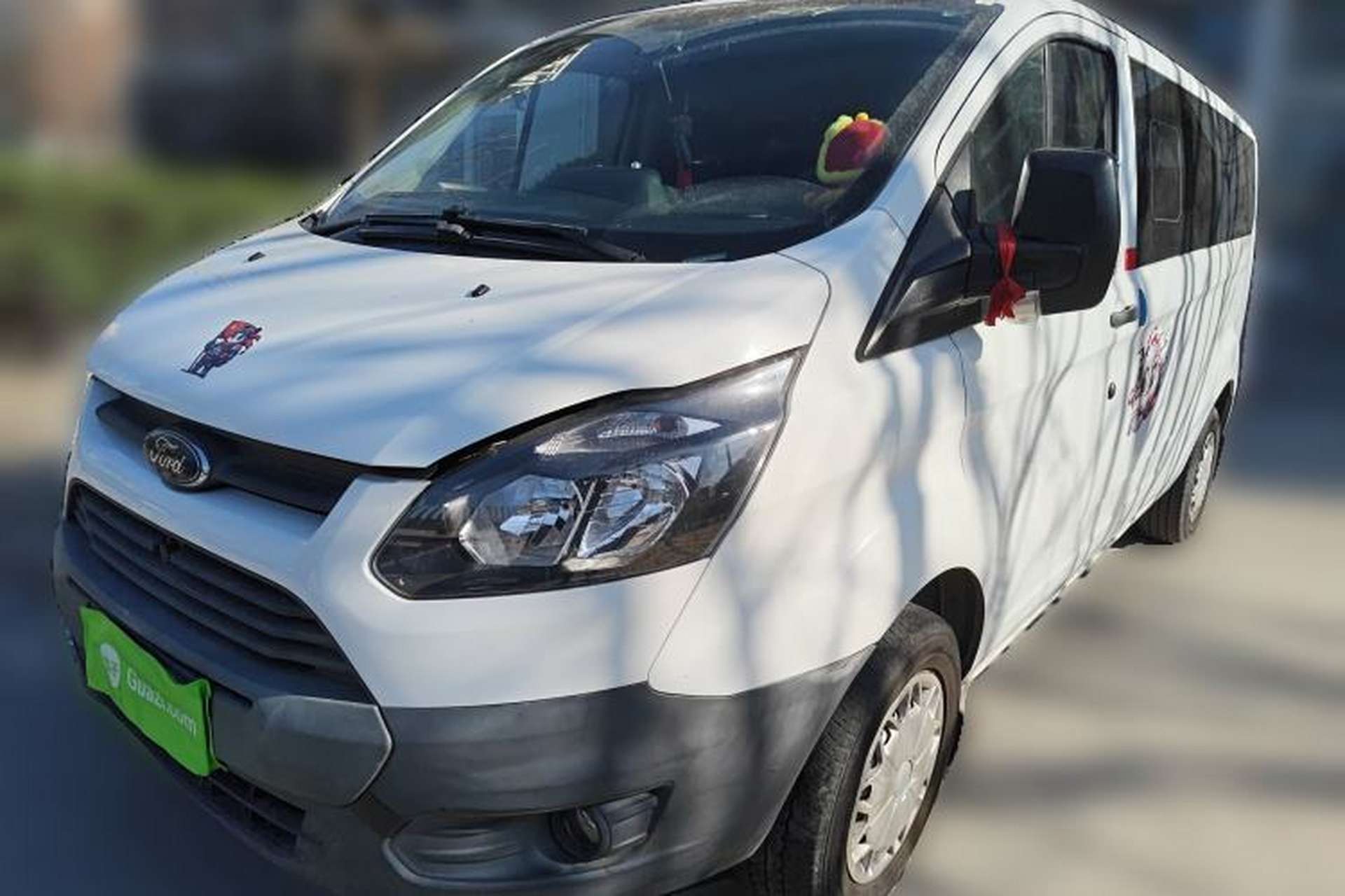Used Ford Transit 2019 2.0T Gasoline Multi-Purpose Commercial Vehicle Mid-Drive Mid-Roof 6-Seater China VI Standard Front Left 45 Deg