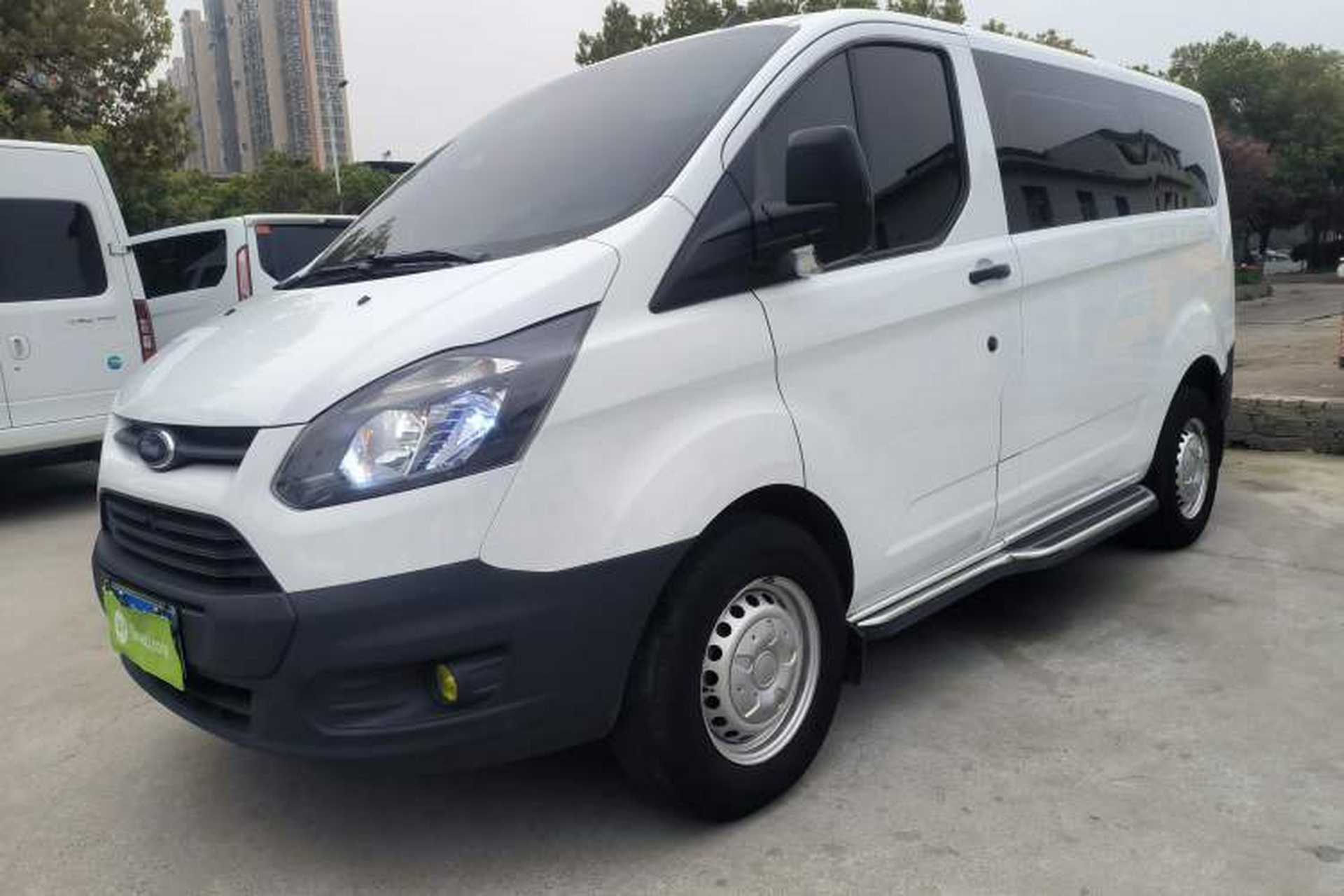 Used Ford Transit 2019 2.0T Diesel Multi-Purpose Commercial Vehicle Short Wheelbase Low Roof 6-Seater China VI Standard Front Left 45 Deg