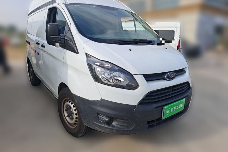 Used Ford Transit 2019 2.0T Diesel Van Short Wheelbase Mid-Roof 3-Seater China VI Standard Front Right 45 Deg