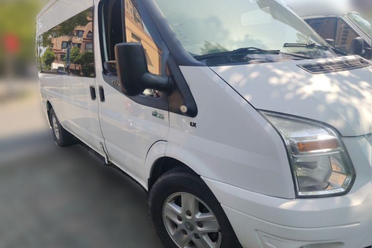 Used Ford Transit 2019 2.0T Diesel Commercial & Travel Mid-axle Mid-roof 9-Seater China VI Front Right 45 Deg