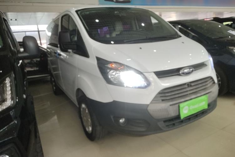 Used Ford Transit 2019 2.0T Gasoline Automatic Multi-Function Commercial Vehicle Short Wheelbase Low Roof 6-Seater China VI Standard Front Right 45 Deg