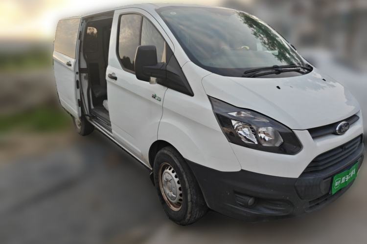 Used Ford Transit 2019 2.0T Diesel Multi-Purpose Commercial Vehicle Short Wheelbase Low Roof 6-Seater China VI Standard Front Right 45 Deg