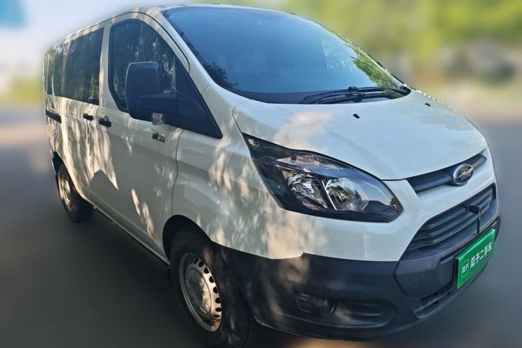 Used Ford Transit 2019 2.0T Diesel Multi-Purpose Commercial Vehicle Short Wheelbase Low Roof 6-Seater China VI Standard Front Right 45 Deg