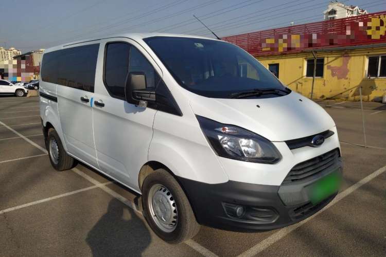 Used Ford Transit 2019 2.0T Gasoline Automatic Multi-Function Commercial Vehicle Short Wheelbase Low Roof 6-Seater China VI Standard Front Right 45 Deg