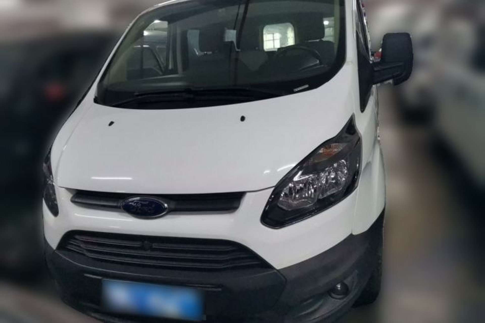 Used Ford Transit 2019 2.0T Diesel Multi-Purpose Commercial Vehicle Short Wheelbase Low Roof 6-Seater China VI Standard Front