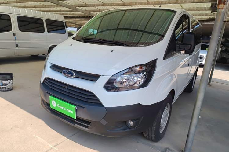 Gebrauchter Ford Transit 2019 2.0T Diesel Multi-Purpose Commercial Vehicle Short Wheelbase Low Roof 6-Seater China VI Standard Guazi used car, China used car export, Used car for sale, Used  cars, Cheapest cars for sale