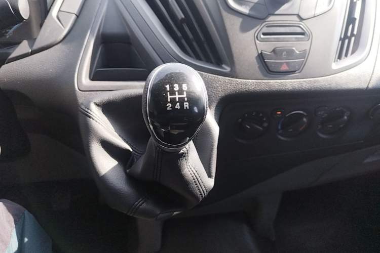 Used Ford Transit  Gear Lever