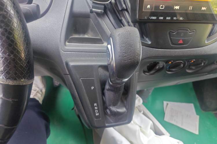 Used Ford Transit  Gear Lever