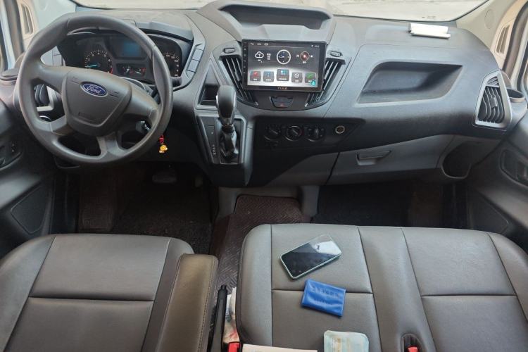 Used Ford Transit 2019 2.0T Diesel Business & Travel Mid-Drive Mid-Roof 8-Seater China VI Standard Headliner