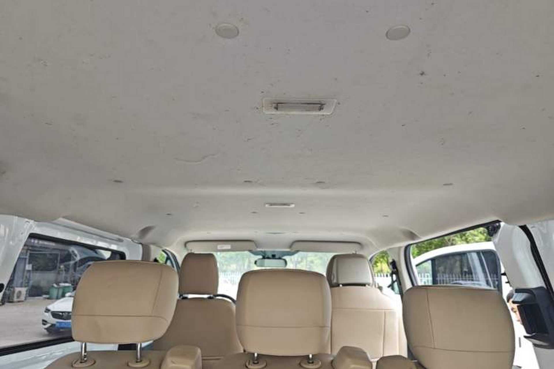 Used Ford Transit 2019 2.0T Diesel Multi-Purpose Commercial Vehicle Short Wheelbase Low Roof 6-Seater China VI Standard Headliner