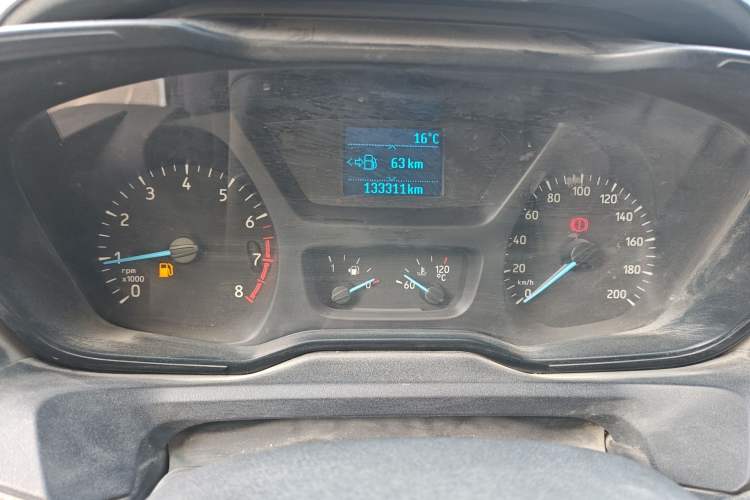 Used Ford Transit 2019 2.0T Gasoline Multi-Function Commercial Vehicle Short Wheelbase Mid-Roof 6-Seater China VI Standard Instrument Cluster