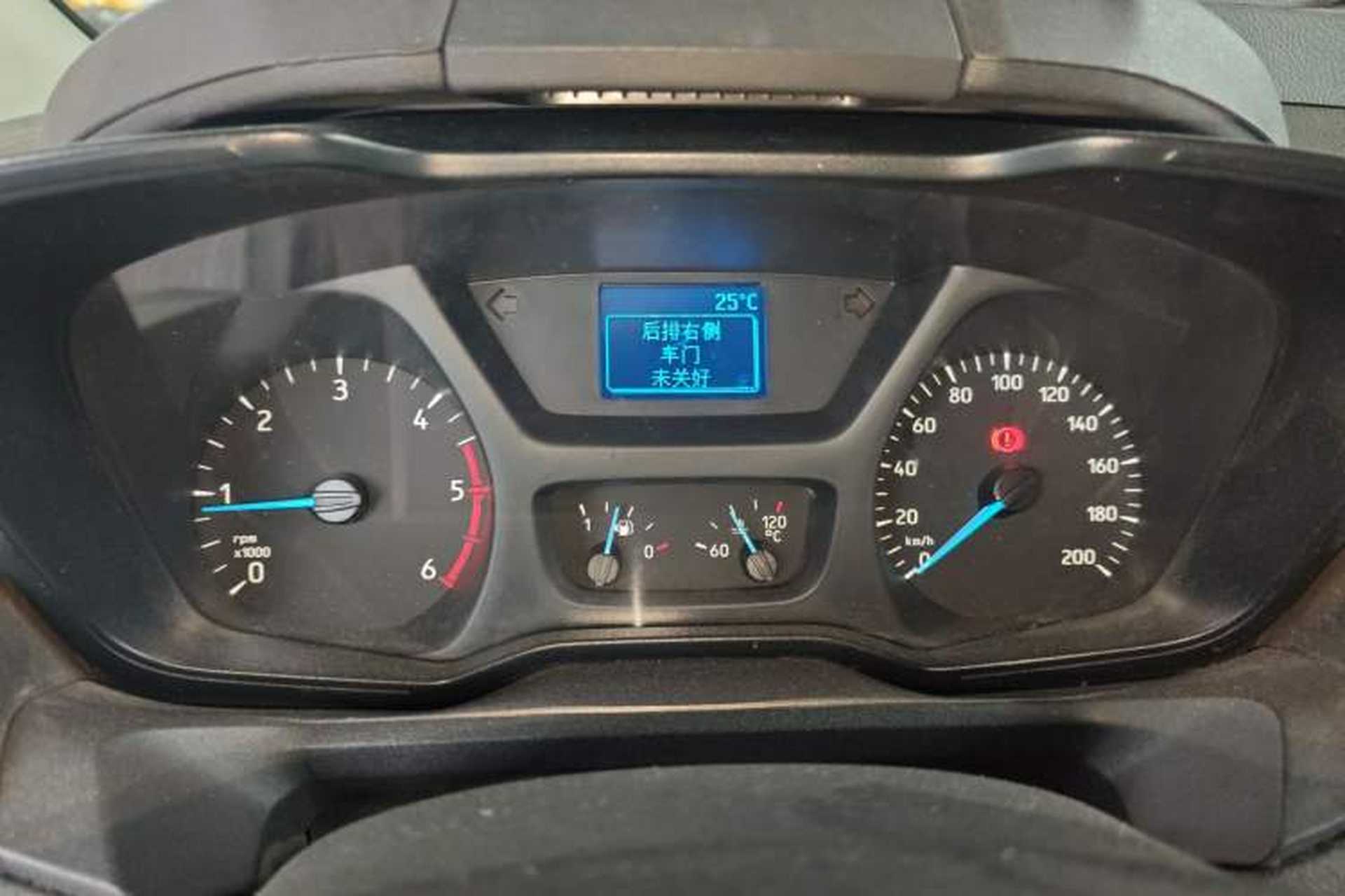 Used Ford Transit 2019 2.0T Diesel Multi-Purpose Commercial Vehicle Short Wheelbase Low Roof 6-Seater China VI Standard Instrument Cluster