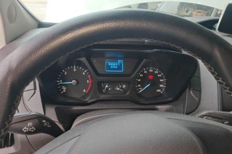 Used Ford Transit 2019 2.0T Diesel Multi-Purpose Commercial Vehicle Mid-Drive Mid-Roof 6-Seater China VI Standard Instrument Cluster