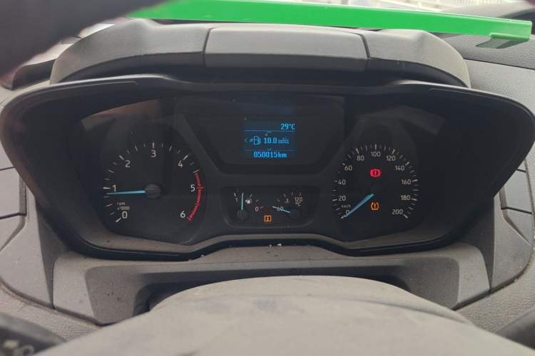 Used Ford Transit 2019 2.0T Diesel Multi-Purpose Commercial Vehicle Short Wheelbase Low Roof 6-Seater China VI Standard Instrument Cluster