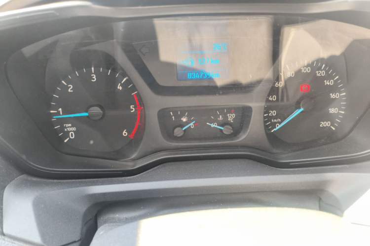 Used Ford Transit 2019 2.0T Diesel Commercial & Travel Short Wheelbase Low-Roof 9-Seater China VI Instrument Cluster