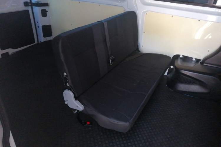 Used Ford Transit 2019 2.0T Gasoline Automatic Multi-Function Commercial Vehicle Mid-Roof 6-Seater China VI Standard Interior 1