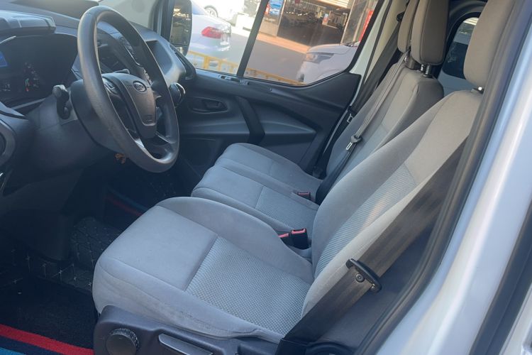 Used Ford Transit 2019 2.0T Gasoline Multi-Function Commercial Vehicle Short Wheelbase Mid-Roof 6-Seater China VI Standard Interior 1