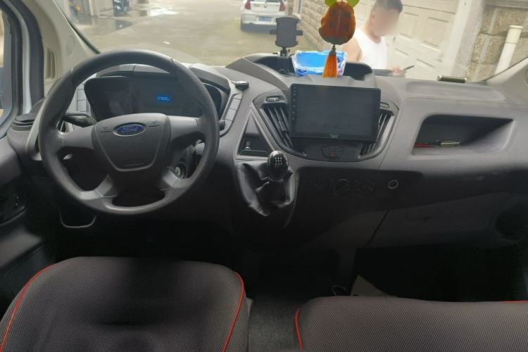 Used Ford Transit 2019 2.0T Diesel Multi-Purpose Commercial Vehicle Mid-Drive Mid-Roof 6-Seater China VI Standard Interior 2